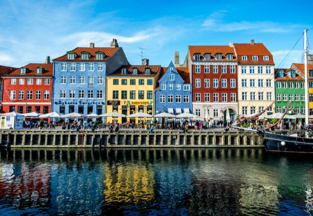 Nyhavn_Cph.jpg