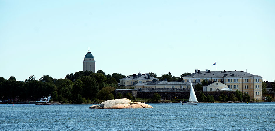 suomenlinna_sea_fortress_skyline.jpg