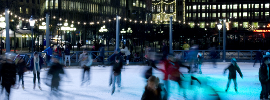 Skridskor i Kungsträdgården.jpg